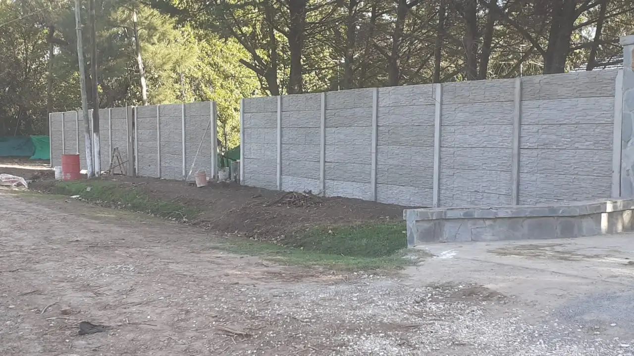 Cerco premoldeado en una casa quinta de Del Viso, Pilar (foto 8 de 9)