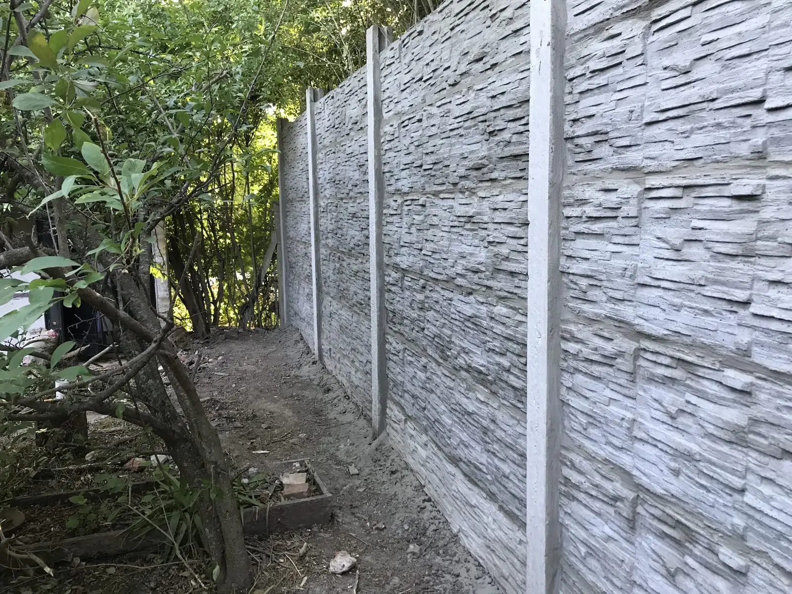 Cerco premoldeado terminado en zona norte del GBA (foto 10 de 23)