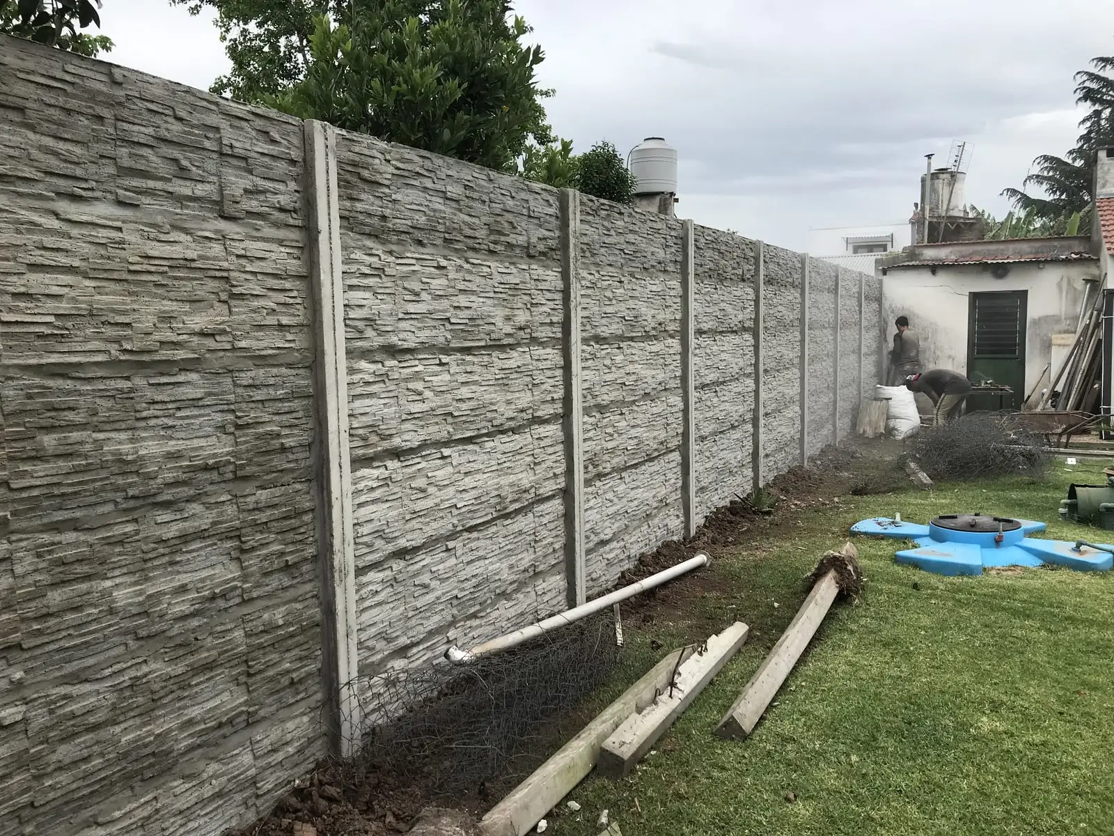 Cerco premoldeado terminado en zona norte del GBA (foto 13 de 23)